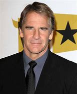 Scott Bakula