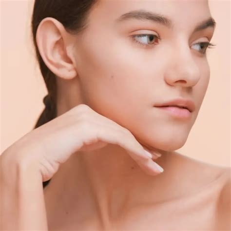 Thread Lift | Non-Surgical Face Lift Treatment | Uncover Clinics Delhi NCR