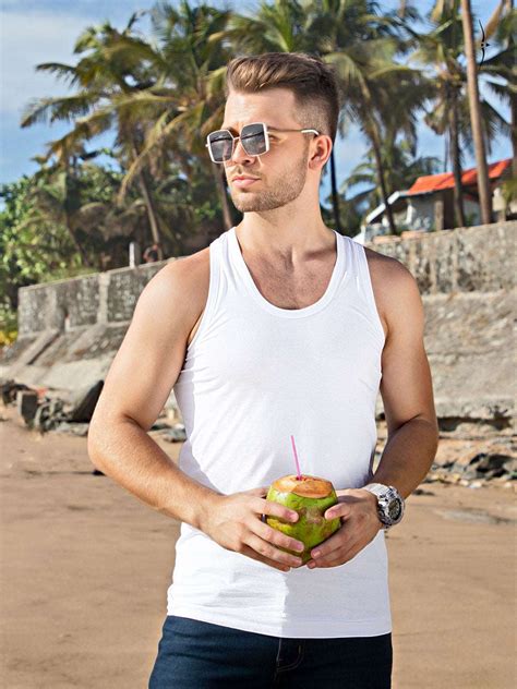 Essa Calm White Vest for Men – ESSA GARMENTS