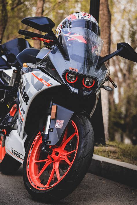 [100+] Ktm Rc 390 Wallpapers | Wallpapers.com