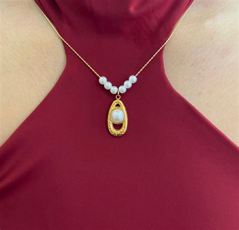 NATURAL PEARL 18k CHAIN – TKS FASHIONS