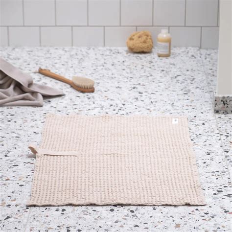 BIG WAFFLE BATH MAT STONE - Portside Interiors