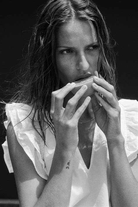 Ruffle-Trimmed Blouse - White - Ladies | H&M US