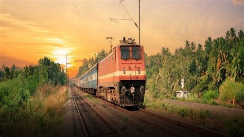 Railway News: रेलवे ने कैंसिल कर दी यूपी रूट की 24 ट्रेनें, कई ट्रेनों ...