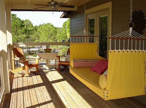 Bedroom को मॉर्डन लुक देंगे ये लेटेस्ट डिजाइन्स के Swing Bed - swing ...