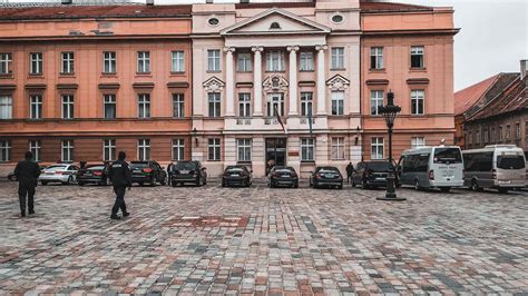 Porez na prekomjernu dobit: ekstraprofit u novom ruhu