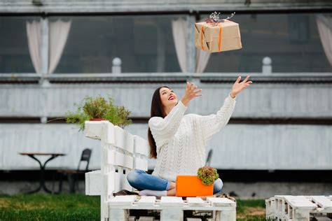 Caesars Rewards Air: How to Fly for Free and Enjoy VIP Getaways ...