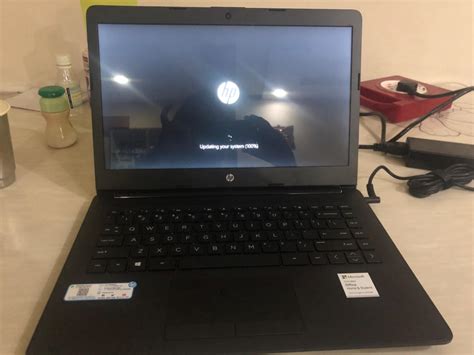 HP 14q cy0009au 14-inch Laptop (A4 A4-9125 Dual-Core/4GB/256GB SSD ...