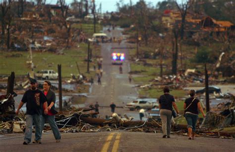 Tornado Alley Joplin 的图像结果
