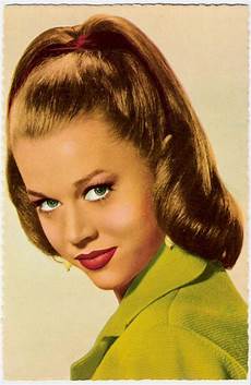 Easy 1950s Hairstyles For Hair by 1950 S Hairstyles 1950 S 1960 Hairstyles For Hair Easy 1950s Hairstyles For Hair