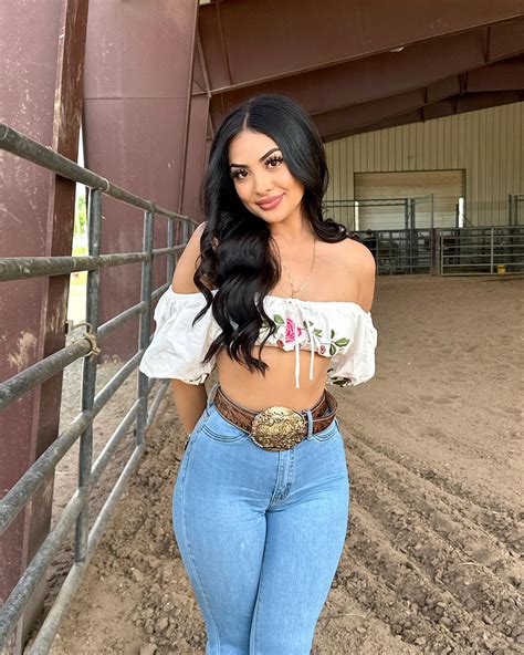 𝓙𝓪𝓼𝓶𝓲𝓷𝓮 𝓛𝓸𝓹𝓮𝔃 (@jasmine.llopezz) • Instagram photos and videos