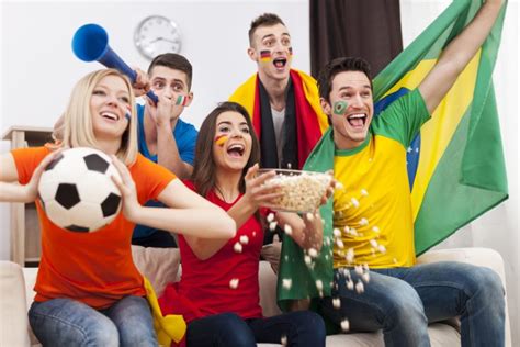 Jangan Kelewatan! Panduan Lengkap Live Streaming Bola Malam Hari Ini