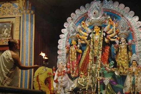 Navratri 2024: Dates, Rituals, and Celebrations Across India - Dwello