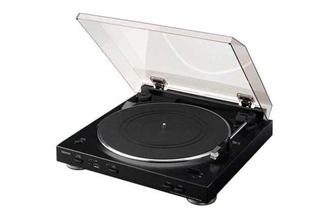 How The Turntables: Your Guide To Starting A Vinyl Collection | Grazia ...