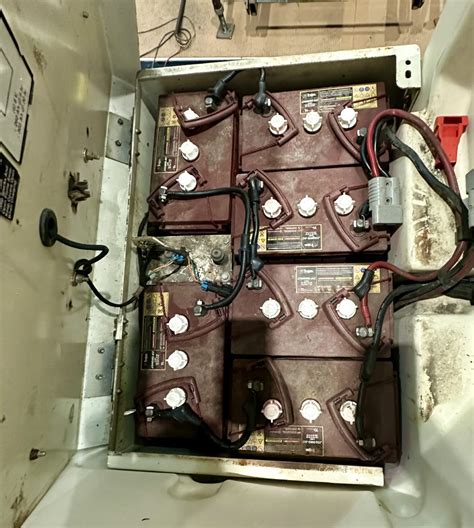 ITEM 2131: TENANT FLOOR SCRUBBER MODEL 7200 – Cooper Industries LLC