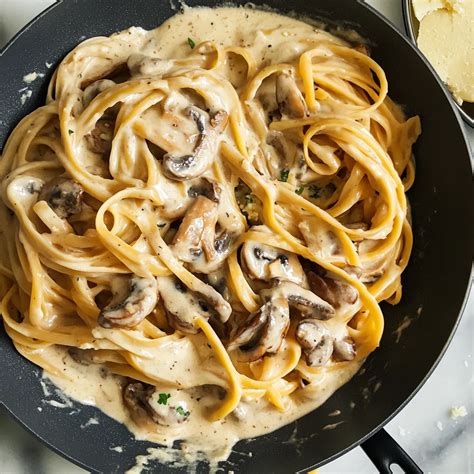 Simple Creamy Pasta with Mushrooms - Cook with Carla
