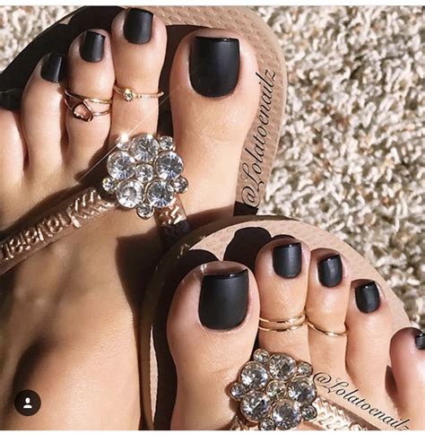 Matte black polish. | Black toe nails, Feet nails, Toe nails