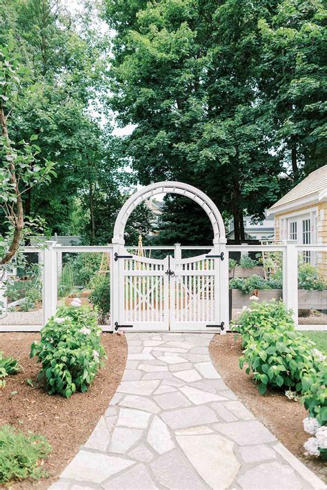 Modern Garden Gate Designs