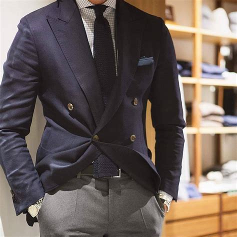 Suit In Spanish Translation at Craig Cox blog