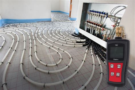 Pressure and leak test of underfloor heating system - Esders GmbH