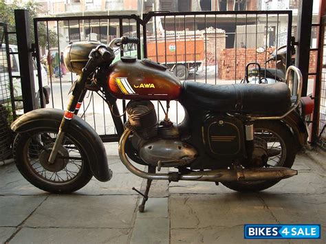 Used 1962 model Ideal Jawa for sale in New Delhi. ID 1278. Red colour ...