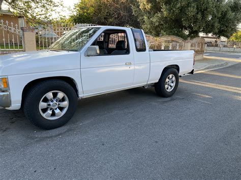 1994 Nissan Pickup for Sale in Diamond Bar, CA - OfferUp