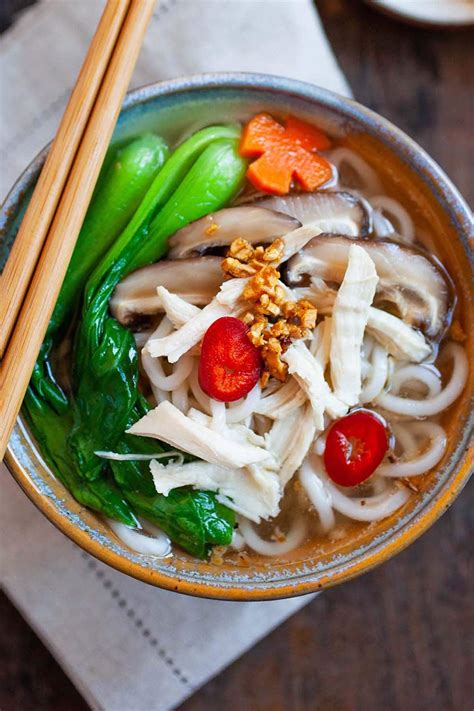 Chinese Chicken Noodle Soup (Quick and Easy Recipe) - Rasa Malaysia