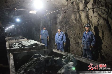 600名矿工曾用镢头挖煤年产能不足5万吨