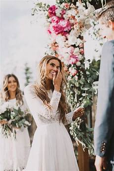 How To A December Wedding That S Not Themed by 30 Winter Wedding Gowns For Any Winter Wedding That You Ll How To A December Wedding That S Not Themed