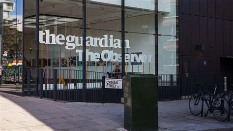 Leading British Jews call for meeting with Guardian editor over cartoon ...