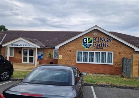 New School Building – Kings Park School