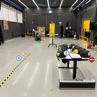 Laboratory Room Layout 的图像结果