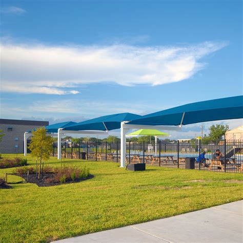 BARBARA BAUER BRIGGS FAMILY YMCA - Landmark Aquatic