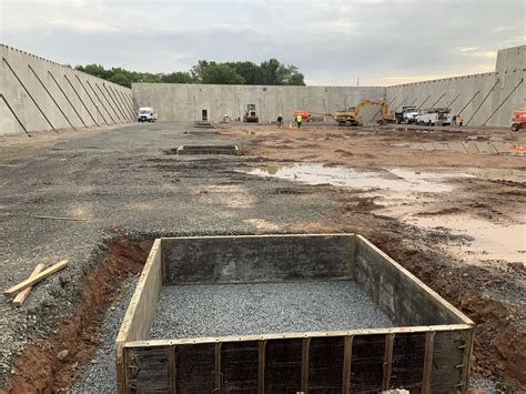 Floor and Decor Stores Under Construction | The Bannett Group