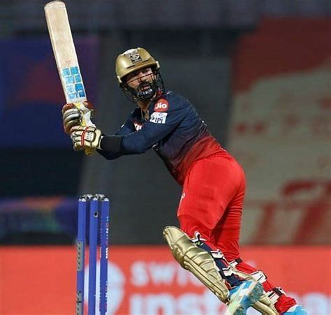 IPL 2022: "Best finisher in the country!" - Fans want Dinesh Karthik ...