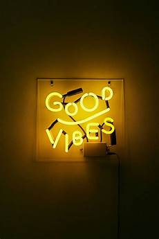 Yellow Neon Wallpaper Aesthetic by Vibes Neon Light Mpls Cosas Amarillas Fondos De Yellow Neon Wallpaper Aesthetic