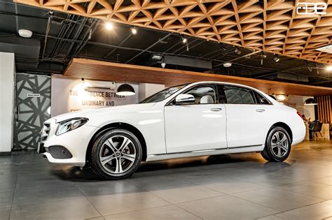 10 Best Luxury Sedans with Advanced Features in India 2023| ABE