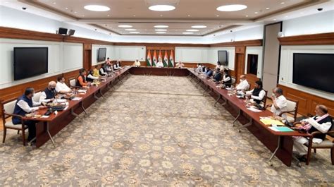 Centre Calls All-Party Meeting on West Asia Conflict Today - Hindusthan ...