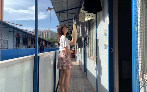 24岁妹子在惠州工地上班，月工资5500不包吃，大城市生活不容易【小凤的工地生活】