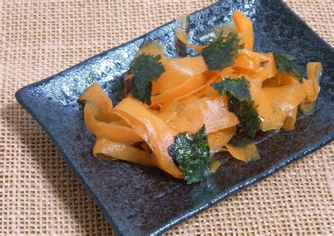 Miso and Yuzu: Japanese-style carrot salad with ginger soy sesame dressing