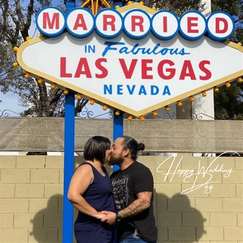 Married In Fabulous Las Vegas Sign - Chapel of the Flowers Blog