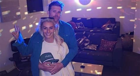 Who is Lockie Ferguson’s Wife, Emma Komocki?