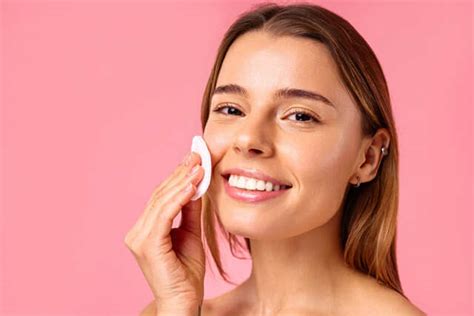 AM to PM Summer Skincare Routine For Oily Skin | Femina.in