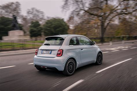 Fiat New 500 Electric Review | Electrifying