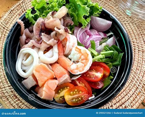 Seafood Salad, Seafood, Shrimp, Squid, Shellfish Stock Photo - Image of supper, breakfast: 290521266