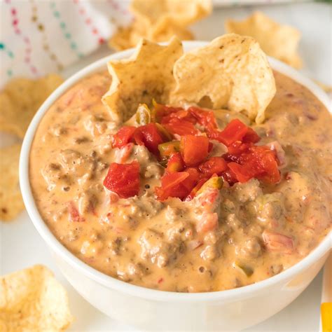 Nacho Cheese Dip With Velveeta Beef and Rotel - Snell Manis1986