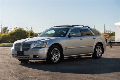 2005 Dodge Magnum Rt Specs
