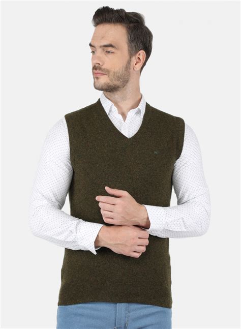 Buy Men Olive Solid Sweater Online in India - Monte Carlo
