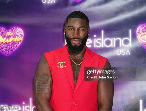 Coye Simmons attends the "Love Island News Photo - Getty Images