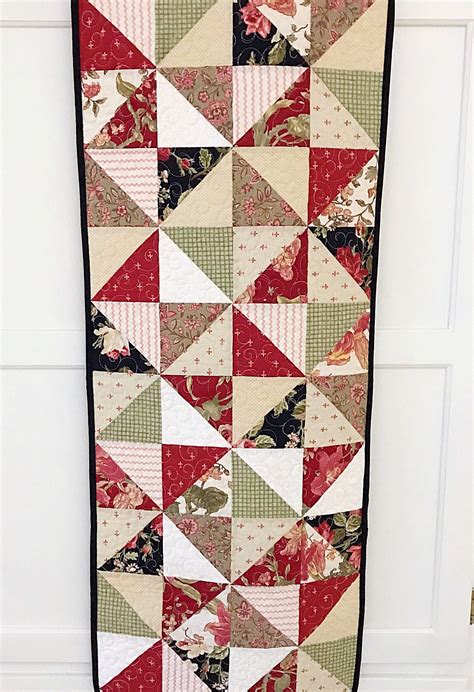 Easy Table Runner Quilt Pattern 的图像结果